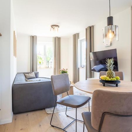 Villa Dornkamp 1 - Luxurioese Ferienwohnung Fuer 4 Personen Inklusive Sauna Und Garten Timmendorfer Strand Bagian luar foto