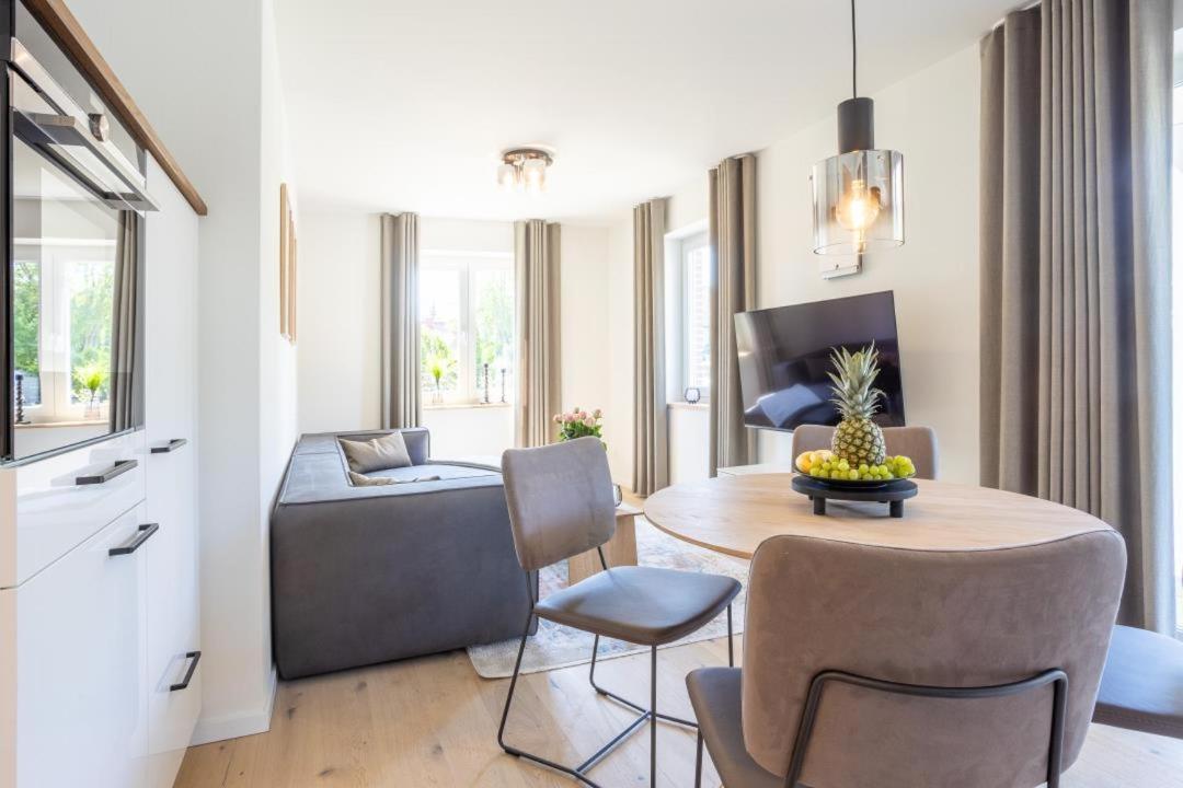 Villa Dornkamp 1 - Luxurioese Ferienwohnung Fuer 4 Personen Inklusive Sauna Und Garten Timmendorfer Strand Bagian luar foto